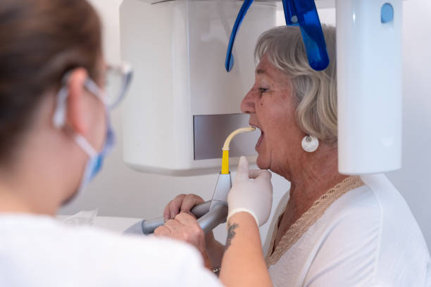 Best Emergency Dental Extractions in Bellevue, IL